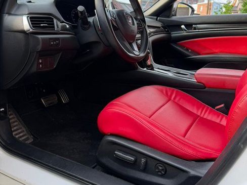 Used 2021 Honda Accord Sport image 15