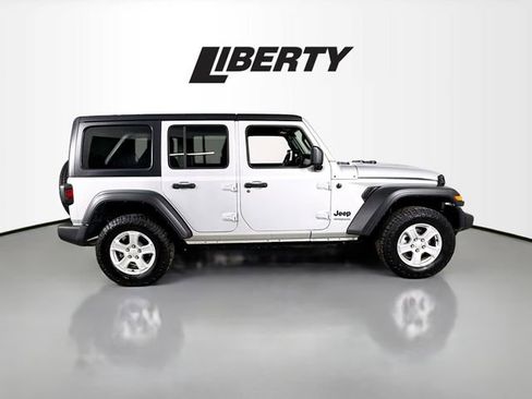 Used 2022 Jeep Wrangler Unlimited Sport image 8