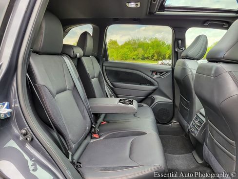 Certified 2025 Subaru Forester Touring AWD/4WD image 31