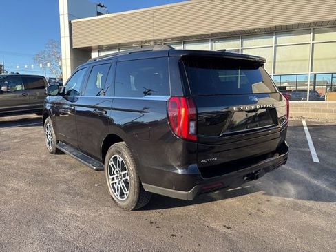 Used 2025 Ford Expedition Active image 5