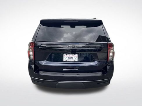 Used 2023 Chevrolet Tahoe Z71 w/ Luxury Package AWD/4WD image 7