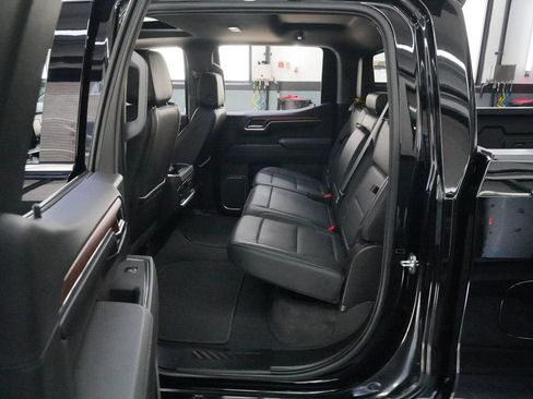 Used 2023 GMC Sierra 1500 Denali AWD/4WD image 32
