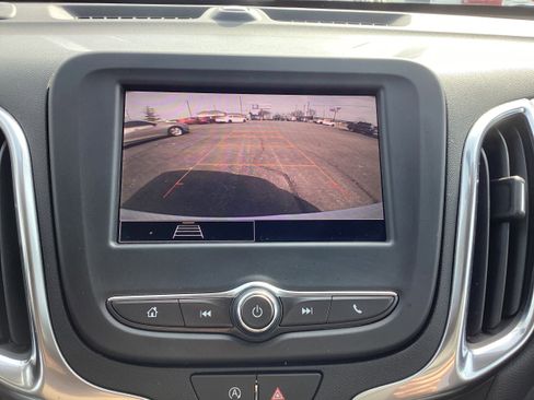 Used 2024 Chevrolet Equinox LT AWD/4WD image 22