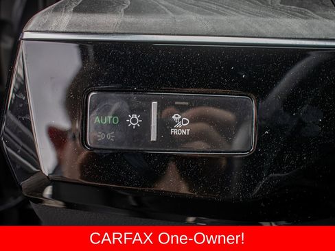Used 2022 Audi e-tron Premium Plus w/ Premium Plus Package image 21