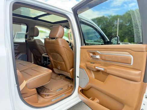Used 2021 RAM 1500 Limited AWD/4WD image 37
