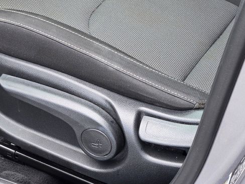 Used 2023 Kia Forte LXS image 20