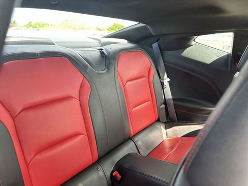 Used 2016 Chevrolet Camaro LT RWD image 27