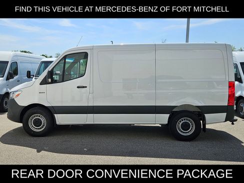 New 2025 Mercedes-Benz eSprinter 144 Cargo image 4