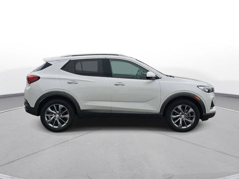 Used 2022 Buick Encore GX Essence w/ Advanced Technology Package AWD/4WD image 5