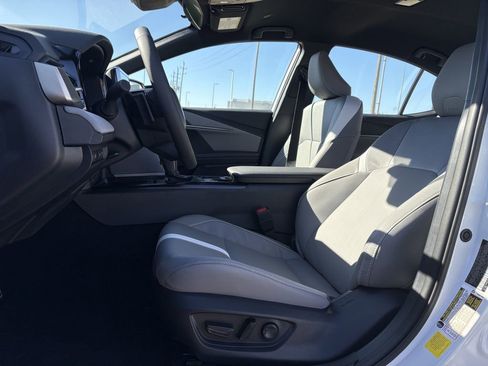 Certified 2026 Toyota Camry SE image 27