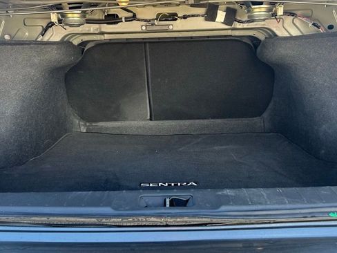 Used 2024 Nissan Sentra SV image 23