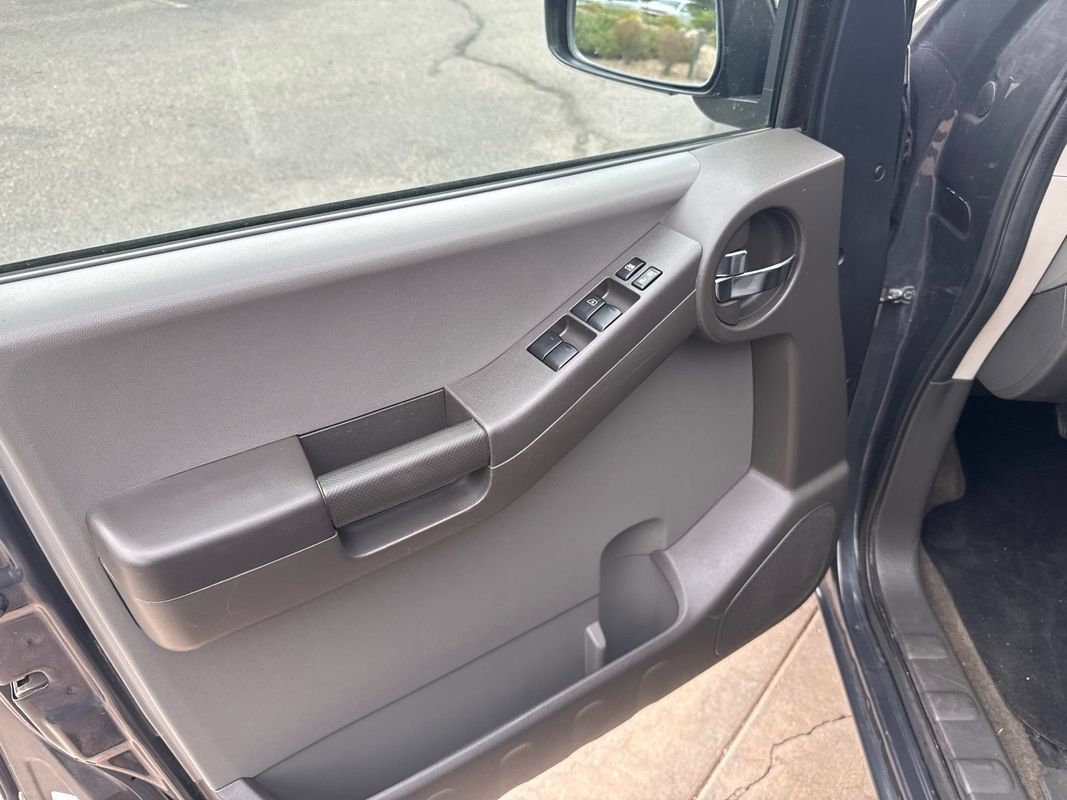 Used 2014 Nissan Xterra X AWD/4WD image 19