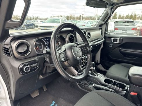 Used 2021 Jeep Wrangler Unlimited Sport image 10
