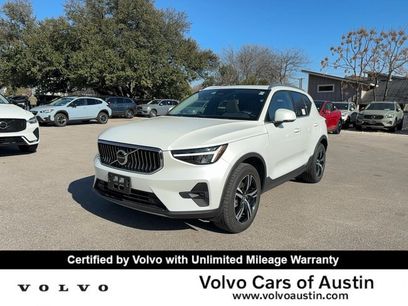 Used 2023 Volvo XC40 B4 Plus