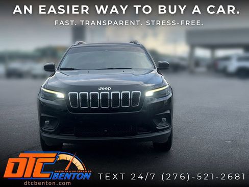 Used 2021 Jeep Cherokee Latitude Lux w/ Comfort/Convenience Group AWD/4WD image 6