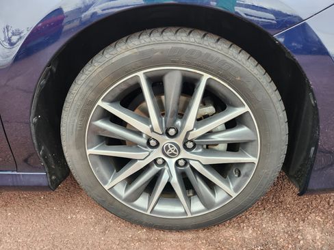 Used 2021 Toyota Camry XLE w/ Navigation Package image 8