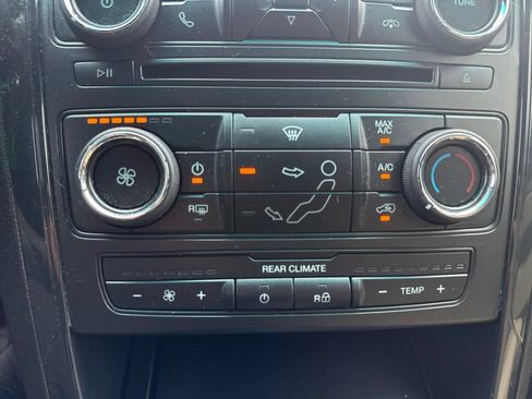 Used 2017 Ford Explorer FWD image 23
