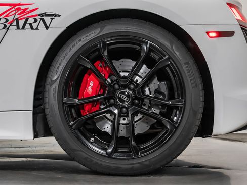 Used 2018 Audi R8 V10 image 20