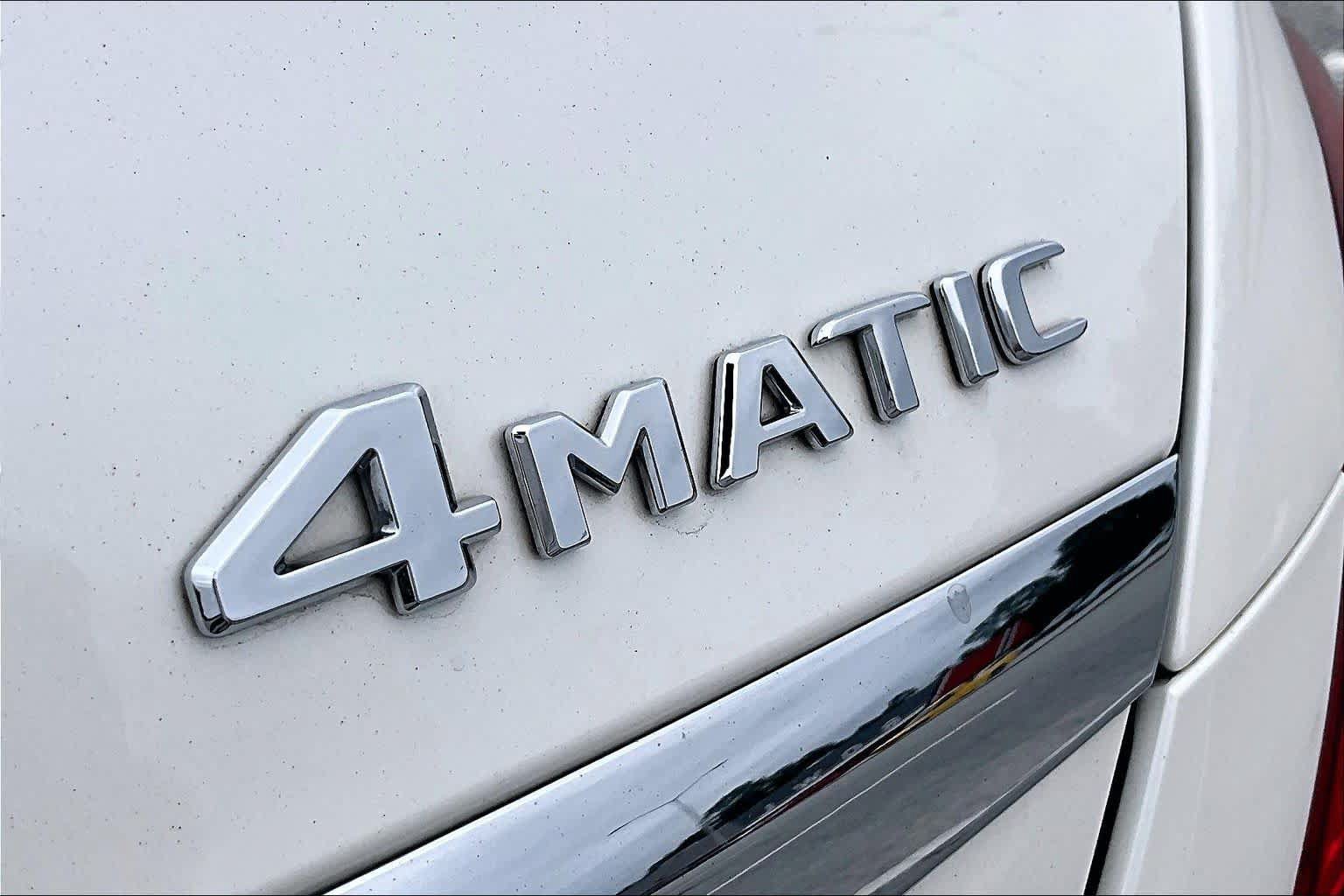 Used 2017 Mercedes-Benz S 550 4MATIC Sedan image 31