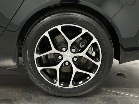 Used 2017 Buick Regal Sport Touring FWD image 25