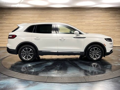 Used 2022 Lincoln Nautilus Reserve w/ Luxury Package image 19