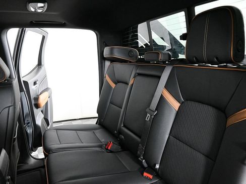 New 2025 GMC Canyon AT4 w/ Nightfall Edition image 20