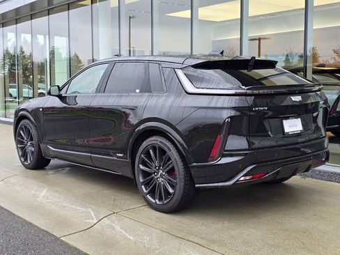 New 2026 Cadillac Lyriq V image 3