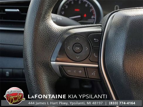 Used 2021 Toyota Camry LE image 17