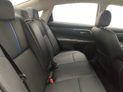 Used 2018 Nissan Altima 2.5 SR w/ SR Special Edition FWD image 19