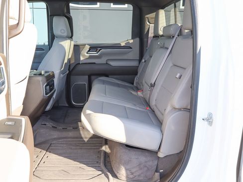 Used 2022 GMC Sierra 1500 SLT w/ SLT Premium Plus Package image 8