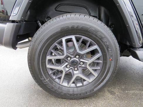 New 2026 Jeep Wrangler Sahara image 9