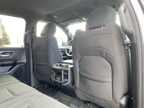 Used 2023 RAM 1500 Big Horn AWD/4WD image 33