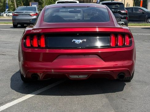 Used 2016 Ford Mustang Coupe RWD image 11