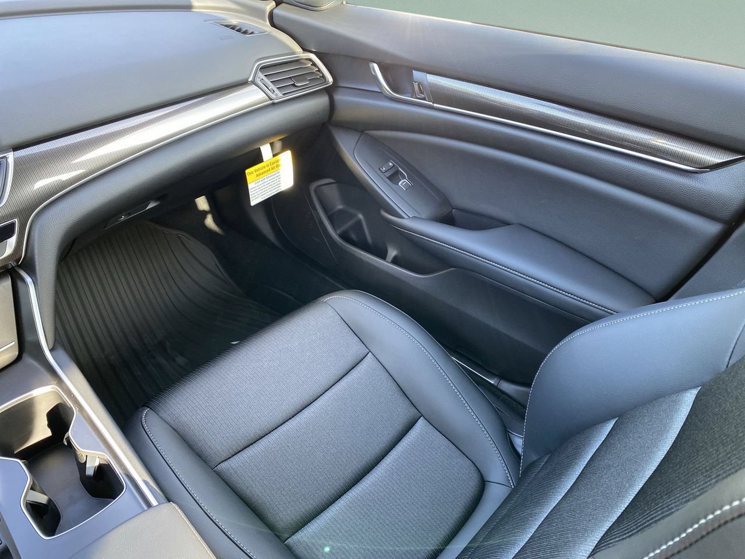 Used 2021 Honda Accord Sport image 11