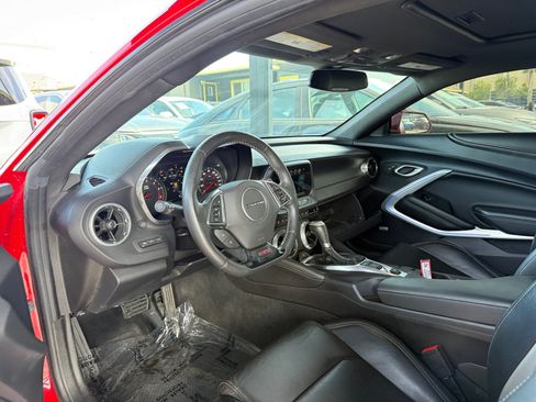Used 2016 Chevrolet Camaro SS RWD image 24
