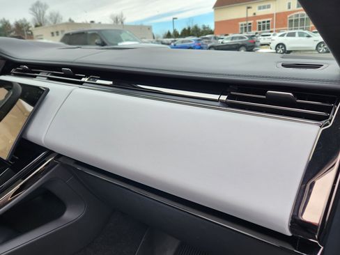 Used 2024 Land Rover Range Rover Sport SV Edition One Obsidian Black image 17