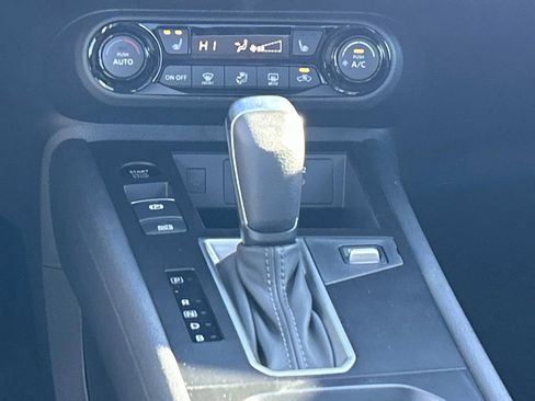 New 2026 Nissan Kicks SV w/ SV Premium Package FWD image 23