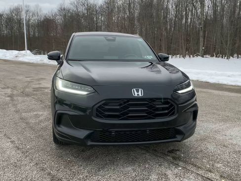 Used 2023 Honda HR-V Sport image 5