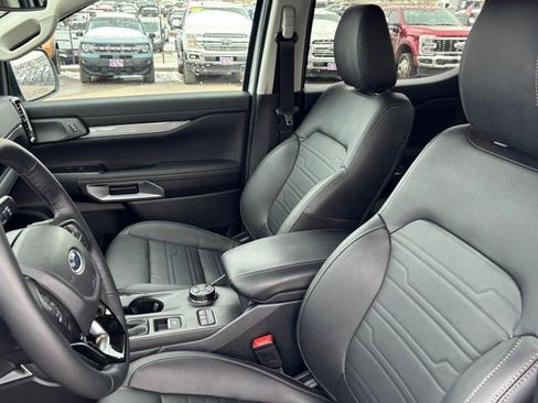 New 2025 Ford Ranger Lariat w/ FX4 Off-Road Package image 11