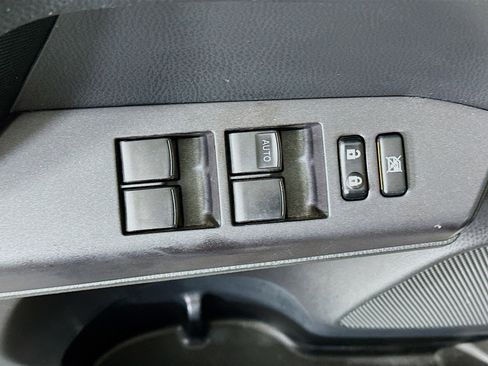 Used 2016 Toyota RAV4 LE image 15