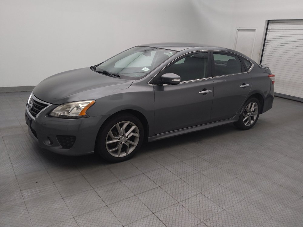 Used 2015 Nissan Sentra SR w/ Navigation Package FWD image 2