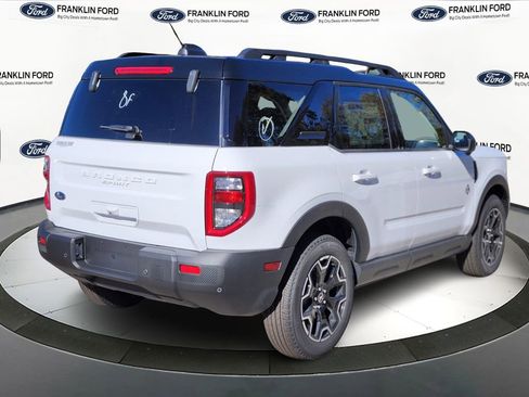 New 2025 Ford Bronco Sport Outer Banks w/ Outer Banks Tech Package+ image 5