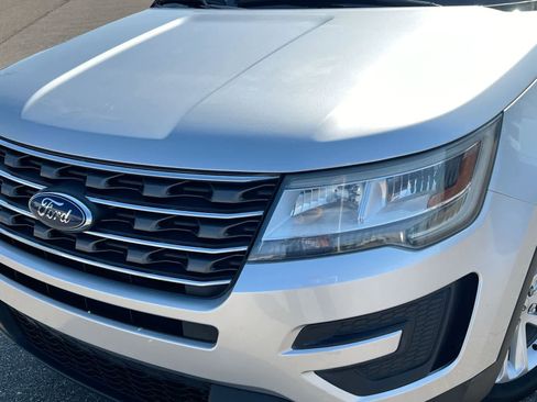 Used 2017 Ford Explorer 4WD image 11