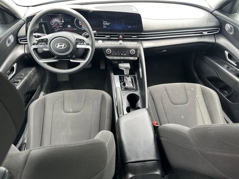 Used 2024 Hyundai Elantra SEL FWD image 23