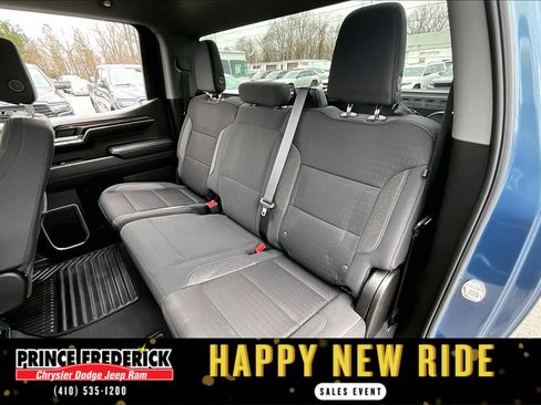 Used 2024 Chevrolet Silverado 1500 LT image 21