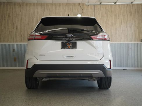 Used 2024 Ford Edge SEL image 8