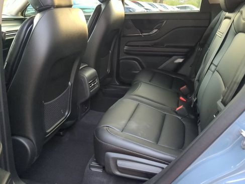 New 2026 Lincoln Corsair Premiere image 21