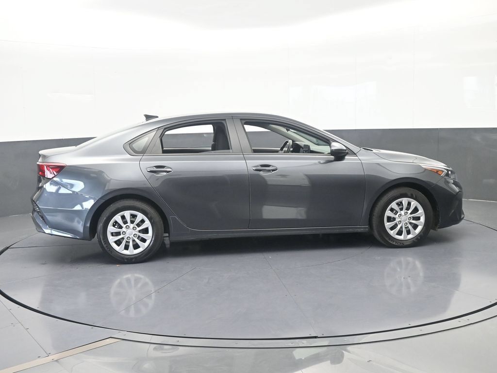 Used 2024 Kia Forte LX FWD image 7
