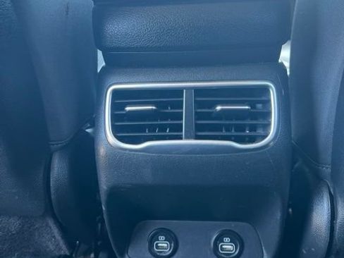 Used 2021 Hyundai Santa Fe SEL w/ Convenience Package FWD image 24