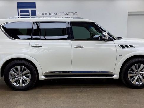Used 2016 INFINITI QX80 4WD w/ Signature Edition Package image 13